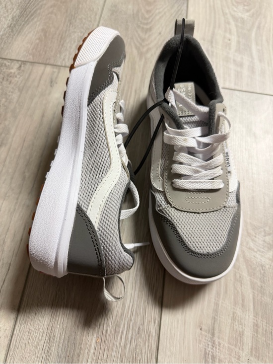 Vans Other - Vans Range EXP Kids Lace-Up Sneakers in the Frost Gray and White